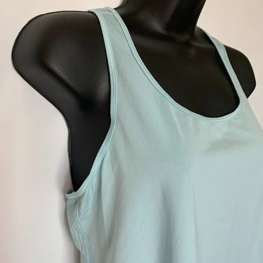 Under Armour Tank Top - Picture 4 of 10